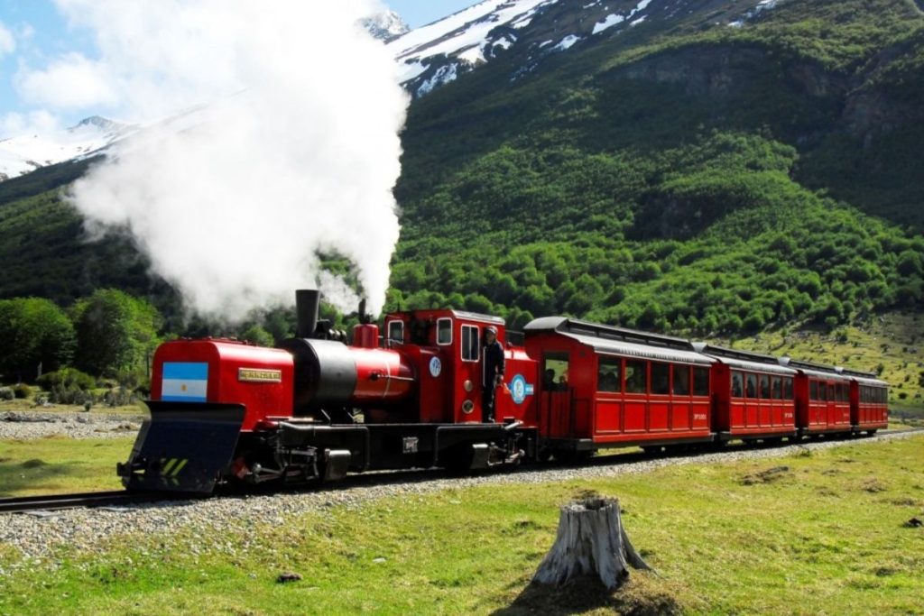 Tren del fin del mundo en primavera 2